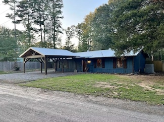 173 Henry Ln, Shirley, AR 72153