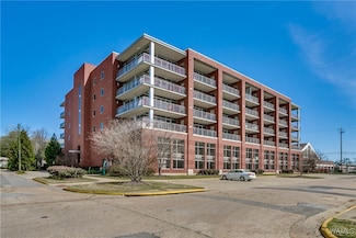 1018 Hackberry Ln Unit 301, Tuscaloosa, AL 35401