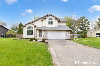2491 Rimrock Ct NE, Grand Rapids, MI 49525