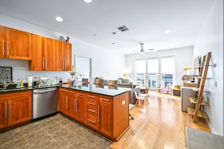 1200 Grand St Unit 327, Hoboken, NJ 07030