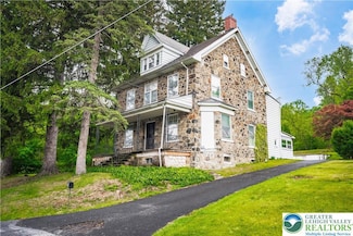 1050 Moravia St, Fountain Hill, PA 18015