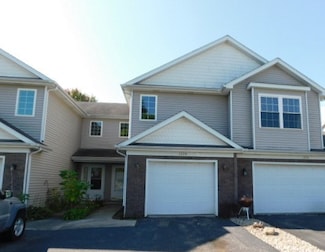 1320 E Arnold St Unit 3, Sandwich, IL 60548