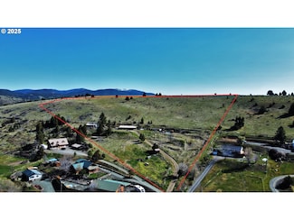 655 N Washington St, Prairie City, OR 97869