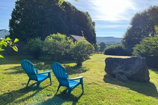 164 N East St, Amherst, MA 01002