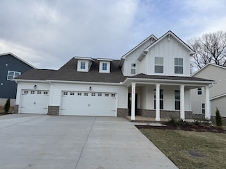 1449 English Oak Dr, Clarksville, TN 37043