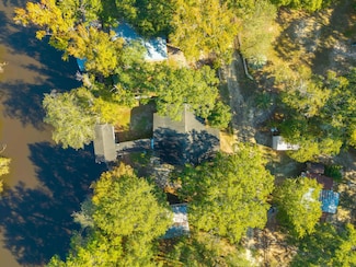 1239 Holly Ridge Ln, Cottageville, SC 29435