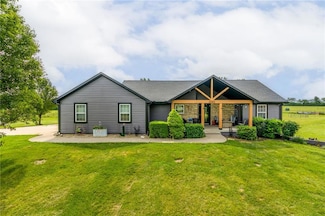 28909 E 297th St, Garden City, MO 64747