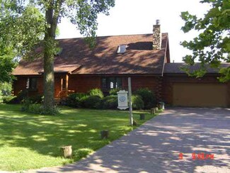 203 Isle View Dr, Winona Lake, IN 46590