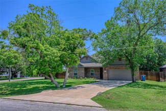 308 N 4th St, Gunter, TX 75058