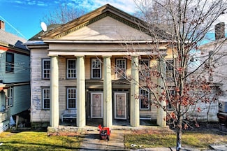 21 S Franklin St, Athens, NY 12015