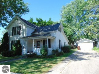 117 N Saint Johns St, Ithaca, MI 48847