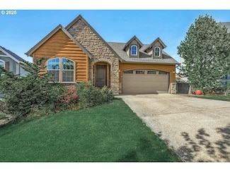 13657 SE Mountain Crest Dr, Happy Valley, OR 97086