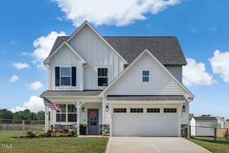 5202 Goshawk Ln, Graham, NC 27253