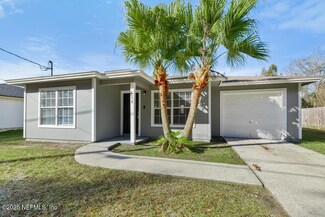 7652 Bronson Ln, Jacksonville, FL 32219