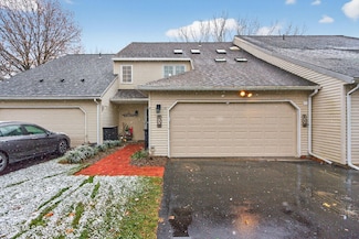 14 Carrie Ct, Schenectady, NY 12309