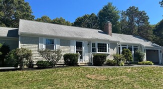 247 Great Pines Dr, Mashpee, MA 02649