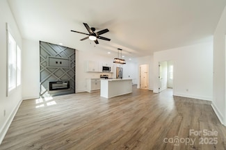 322 S Hill St, Gastonia, NC 28052