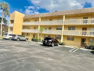 5750 NW 64th Ave Unit 202, Tamarac, FL 33319