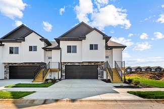 1656 Aspen Ct, North Liberty, IA 52317