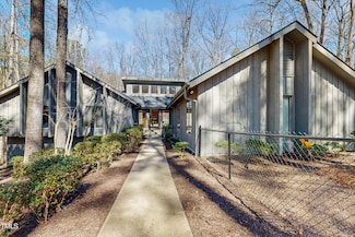 3306 Whitfield Rd, Chapel Hill, NC 27514