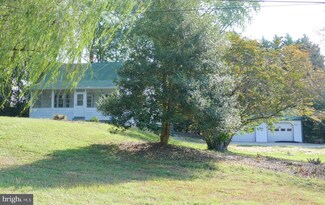 8605 Solomons Island Rd, Owings, MD 20736