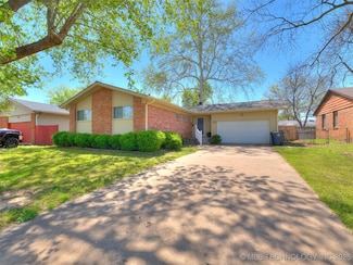 1558 E 59th Place, Tulsa, OK 74105