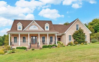 4196 Asheland Overlook, Young Harris, GA 30582