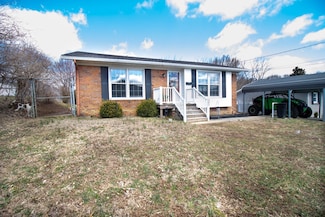 305 E 8th St, Beaver Dam, KY 42320