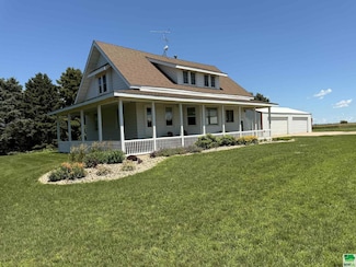 2156 Pierce Ave, Sibley, IA 51249
