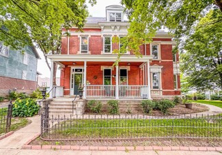 398 Duke St Unit A, Saint Paul, MN 55102