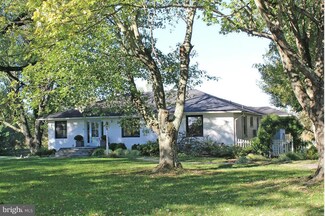 22187 Sam Fred Rd, Middleburg, VA 20117