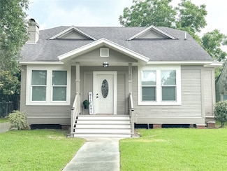 2380 Hazel St, Beaumont, TX 77702