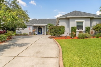 1035 Quail Ct SW, Vero Beach, FL 32968