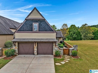 2026 Greenview Trail, Hoover, AL 35226