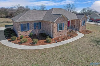 4002 Neyman Rd, Albertville, AL 35950