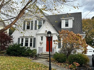 119 Dewittshire Rd, Syracuse, NY 13214