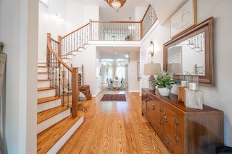 20 Shore Rd, Danbury, CT 06811