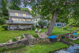 81 Standish Rd, Coventry, CT 06238