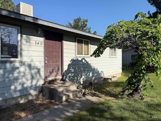 140 Quick Silver Ave, Hagerman, ID 83332