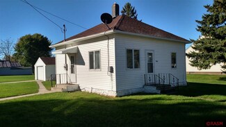 306 2nd Ave SW, Winnebago, MN 56098