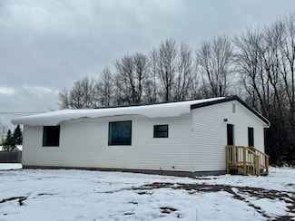 9 Melody Ln, Plattsburgh, NY 12901