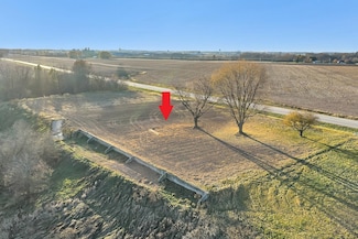 4307 Lost Dauphin Rd, Wrightstown, WI 54180
