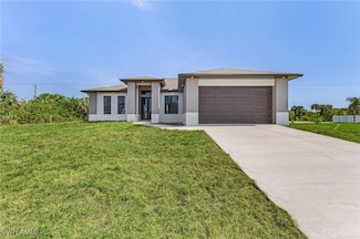 8081 Sunrise Cir, Labelle, FL 33935