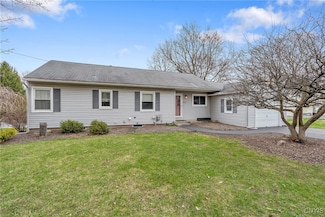 4674 Broad Rd, Syracuse, NY 13215