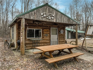 6549 Kaiser Rd, Hawkins, WI 54530
