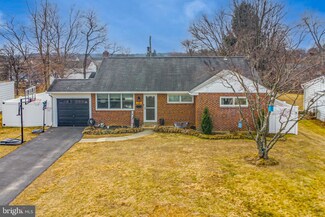 131 Spruce Ln, Paoli, PA 19301