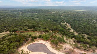 907 Enchanted View, Canyon Lake, TX 78133