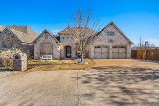 1004 Chateau Ct Unit Villas of Wildwood, Longview, TX 75604