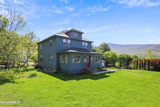47 East St, Adams, MA 01220