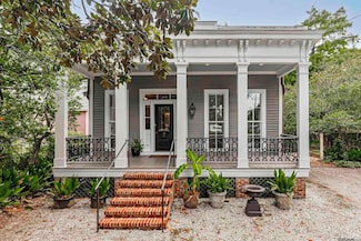 8262 Highland Rd, Baton Rouge, LA 70808
